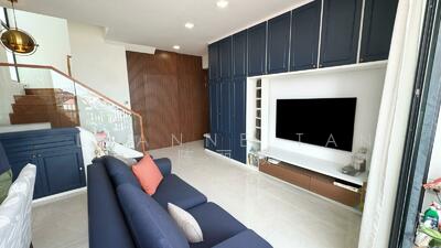 For Sale - One Eighties Residences