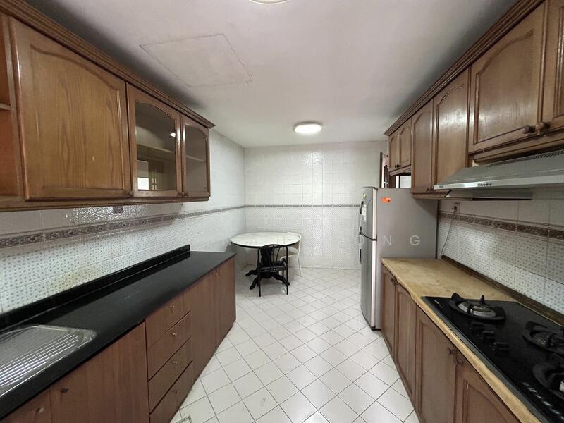 For Rent - Gold Coast Condo