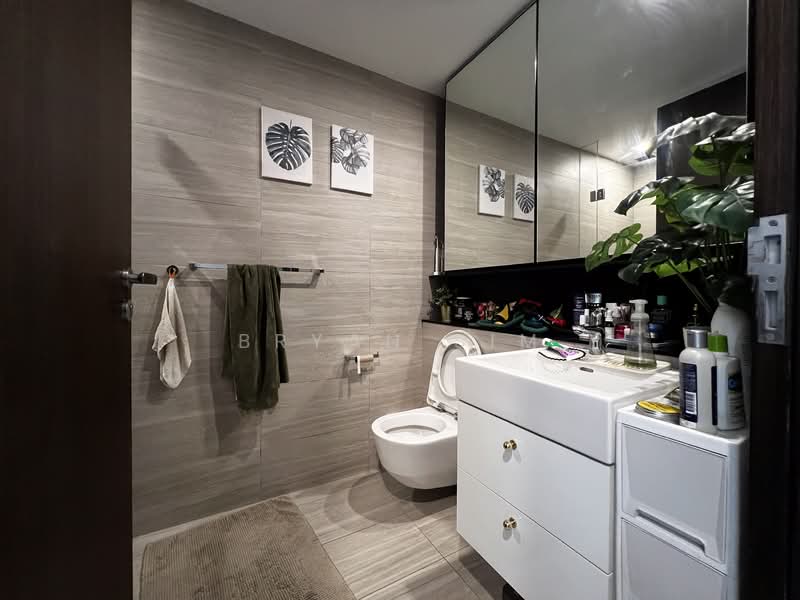 Principal Garden, 93 Prince Charles Crescent, 2 Bedrooms, 807 sqft, Condominium For Sale, by Bryan Sim, 25126032 - PropertyGuru.com.sg