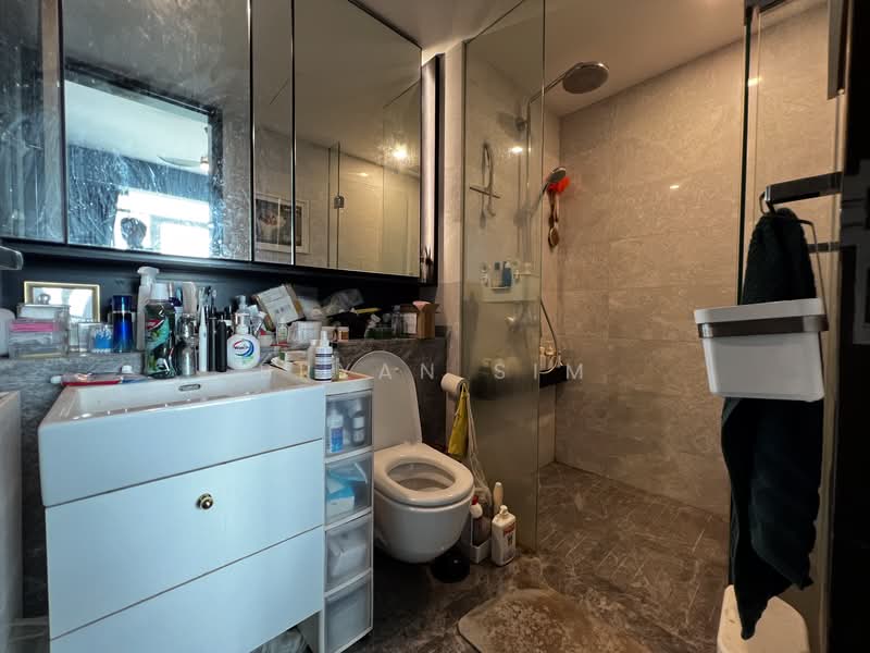 Principal Garden, 93 Prince Charles Crescent, 2 Bedrooms, 807 sqft, Condominium For Sale, by Bryan Sim, 25126032 - PropertyGuru.com.sg