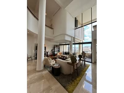 For Rent - The Colonnade