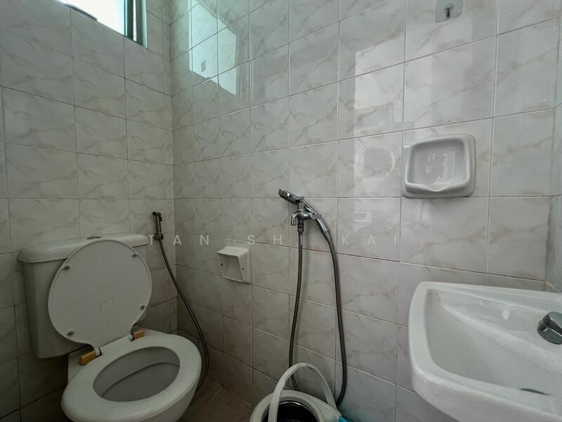 Gloucester Mansions, 10 Newton Road, 3 Bedrooms, 1,163 sqft, Condominium For Rent, by Tan Shi Kai, 25126569 - PropertyGuru.com.sg