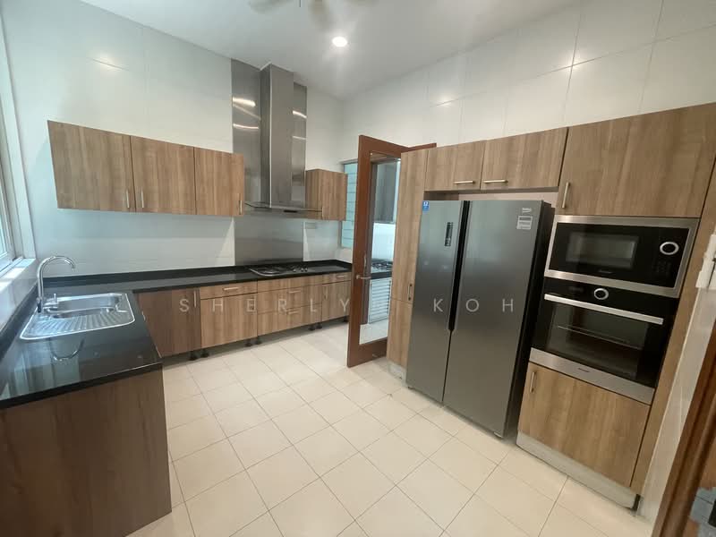 Namly Crescent, , 6 Bedrooms, 4,400 sqft, Semi-Detached House For Rent, by Sherlyn Koh, 25126738 - PropertyGuru.com.sg
