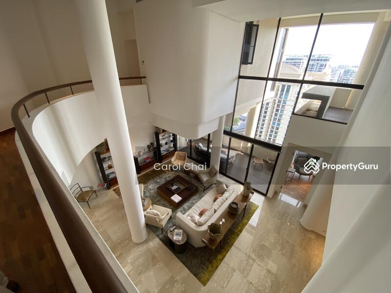 Upper Floor Corridor