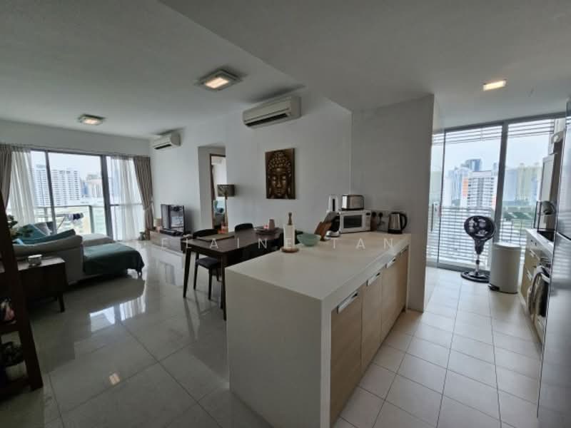 Domain 21, 21 Delta Road, Alexandra / Commonwealth, 2 Bedrooms, 926 sqft, Condominium For Rent, by Elaine Tan, 25127168 - PropertyGuru.com.sg