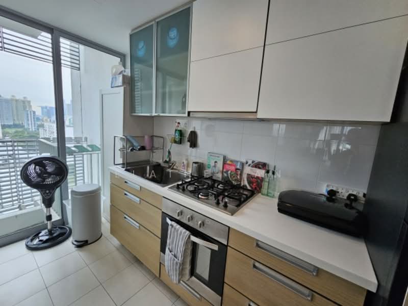 Domain 21, 21 Delta Road, Alexandra / Commonwealth, 2 Bedrooms, 926 sqft, Condominium For Rent, by Elaine Tan, 25127168 - PropertyGuru.com.sg