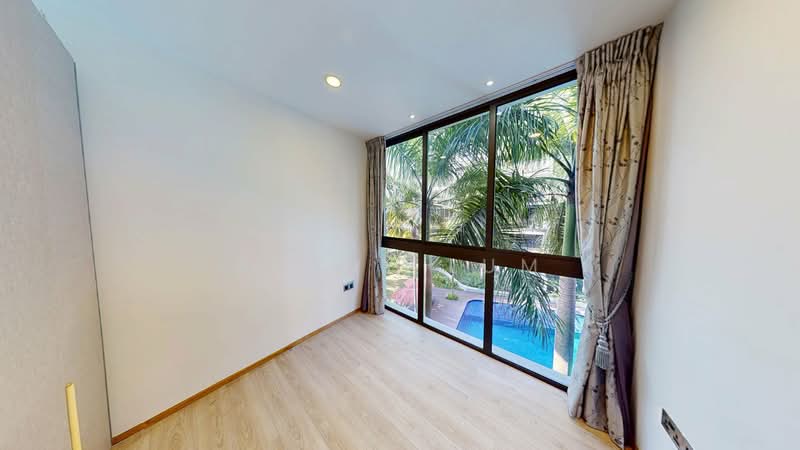 For Sale - The Wisteria