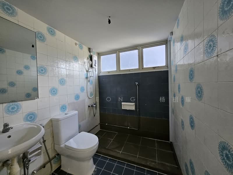 For Rent - Chancery Court