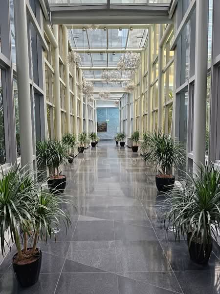 One Shenton, 1 Shenton Way, 2 Bedrooms, 1,130 sqft, Condominium For Rent, by Amy Chong, 25127896 - PropertyGuru.com.sg