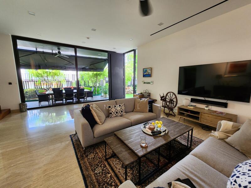 Watten, Greendale, 5 Bedrooms, 6,800 sqft, Semi-Detached House For Rent, by Rena Lee, 25128477 - PropertyGuru.com.sg