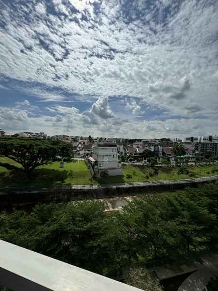 1 Canberra, 11 Canberra Drive, 3 Bedrooms, 1,076 sqft, Executive Condominium For Rent, by Victor Chua, 25128660 - PropertyGuru.com.sg