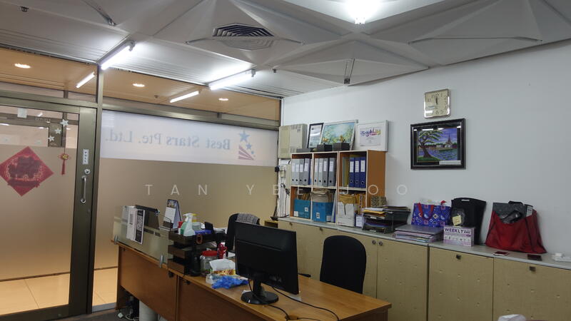 Peninsula Plaza, 111 North Bridge Road, 527 sqft, Office For Sale, by Tan Yee Joo, 25129140 - CommercialGuru.com.sg