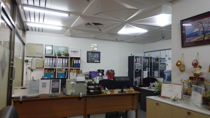 Peninsula Plaza, 111 North Bridge Road, 527 sqft, Office For Sale, by Tan Yee Joo, 25129140 - CommercialGuru.com.sg