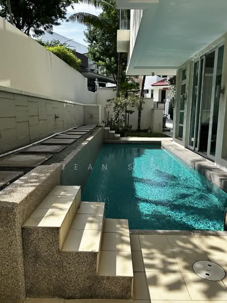 Namly Crescent, Namly Crescent, Tanglin / Holland / Bukit Timah, 5 Bedrooms, 4,500 sqft, Semi-Detached House For Rent, by Jean Sim, 25129287 - PropertyGuru.com.sg