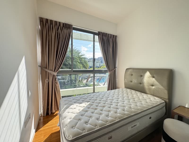 For Rent - Skies Miltonia