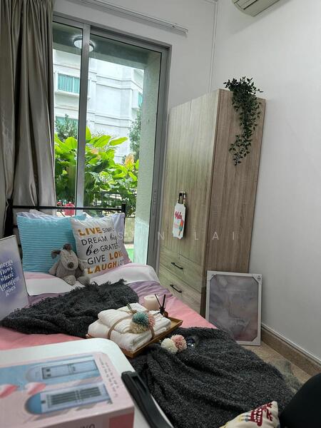 For Rent - Sunshine Plaza