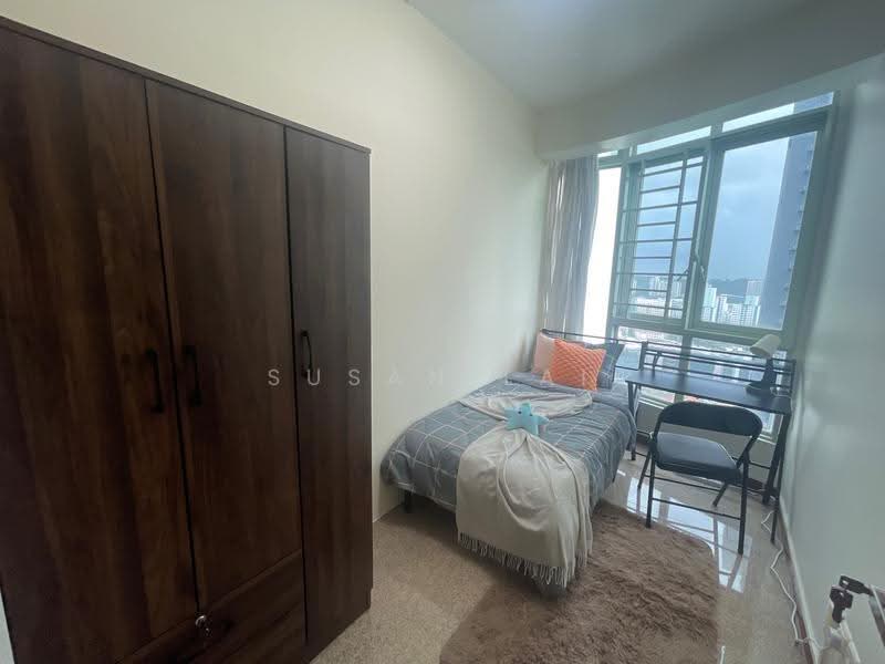 Queens, 10 Stirling Road, Alexandra / Commonwealth, Room Rental, 60 sqft, Condominium For Rent, by Susan Lai, 25130091 - room with window #34 Room 4 $1400 - PropertyGuru.com.sg