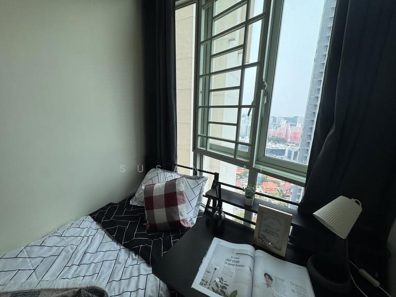 Queens, 10 Stirling Road, Alexandra / Commonwealth, Room Rental, 60 sqft, Condominium For Rent, by Susan Lai, 25130091 - Bedroom - PropertyGuru.com.sg