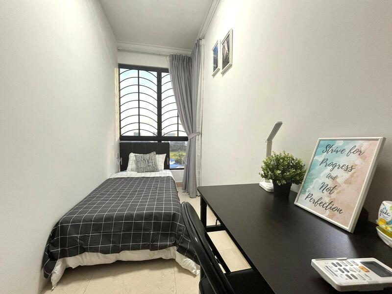 Heritage View, 10 Dover Rise, Room Rental, 150 sqft, Condominium For