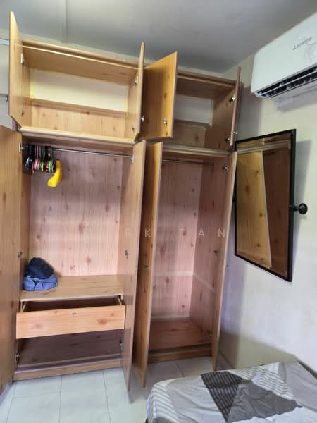 For Rent - 255 Bangkit Road