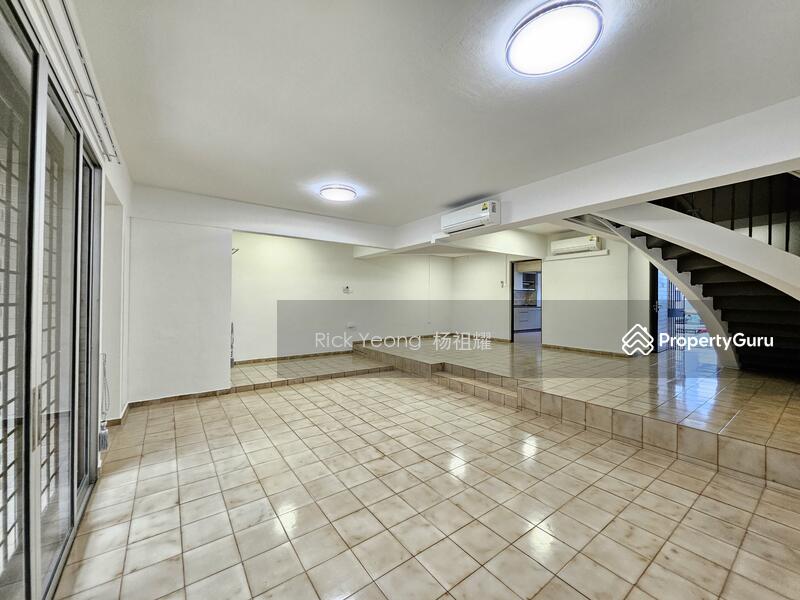 For Rent - Chancery Court