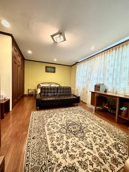 Evergreen Garden, Evergreen Gardens, 4 Bedrooms, 3,200 sqft, Semi-Detached House For Rent, by Irene Seow, 25131245 - PropertyGuru.com.sg