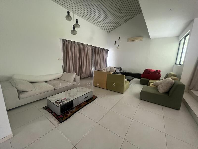 For Rent - Spacious, Queen King Sized Master Room for Rent