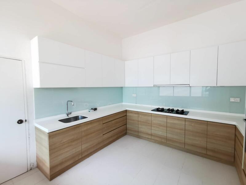 For Rent - Spacious, sharing room for Rent for sharing with attached bathroom