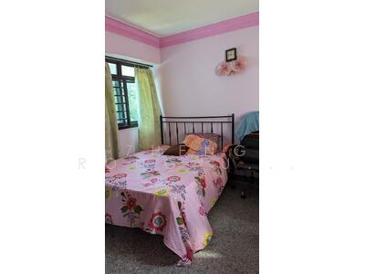 For Rent - 17 Dover Crescent