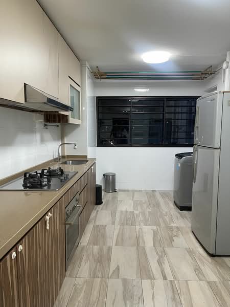 For Rent - 306 Clementi Avenue 4