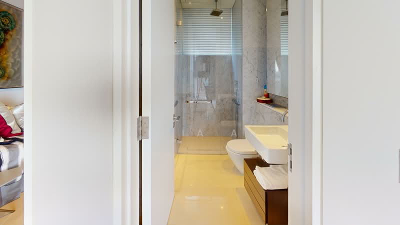 Scotts Square, 8 Scotts Road, 3 Bedrooms, 1,249 sqft, Apartment For Rent, by Tricia Ang, 25133150 - PropertyGuru.com.sg
