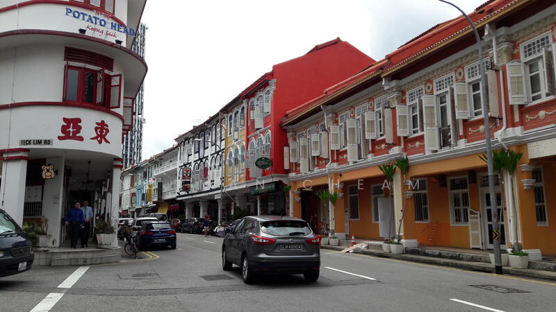 Keong-Saik-road-ground-floor-shophouse-Chinatown-Tanjong-Pagar-Singapore.jpg