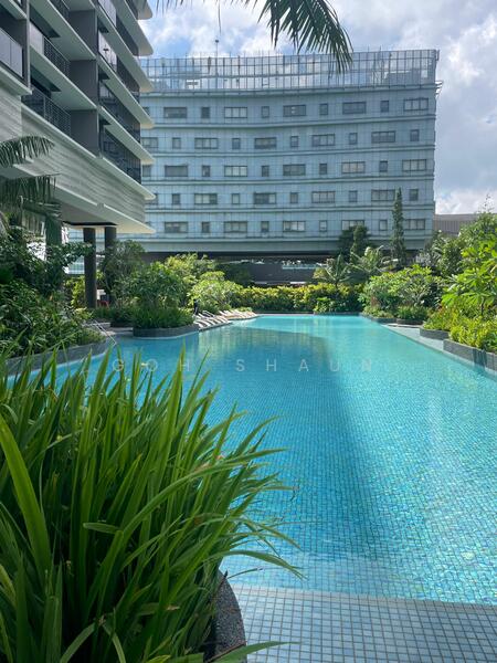 One-North Eden, 8 Slim Barracks Rise, 3 Bedrooms, 797 sqft, Condominium For Rent, by Goh Shaun, 25133353 - Lap Pool - PropertyGuru.com.sg