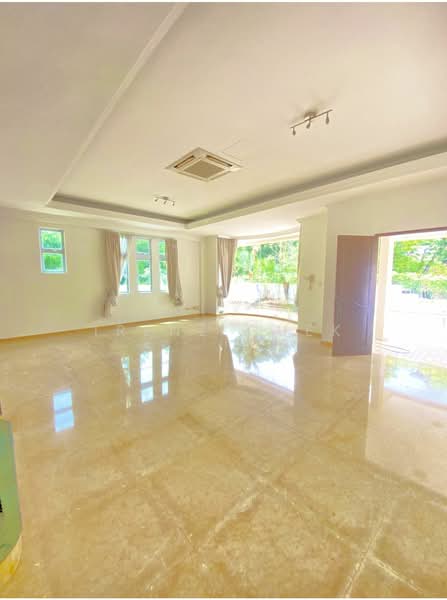 DUNEARN RD DETACH HOUSE, Dunearn Rd, 7 Bedrooms, 5,000 sqft, Detached House For Rent, by Irene Quek, 25134047 - PropertyGuru.com.sg