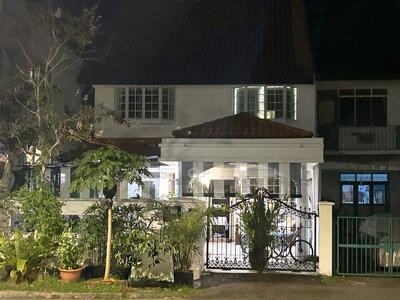 For Rent - Greenwood Avenue