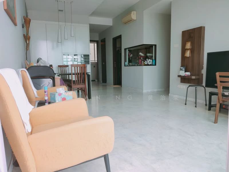Riviera Residences, 9 Riviera Drive, Bedok / Upper East Coast, 3 Bedrooms, 1,238 sqft, Condominium For Rent, by Adrian Ng 黄治荣, 25134712 - Living and Dinning - PropertyGuru.com.sg