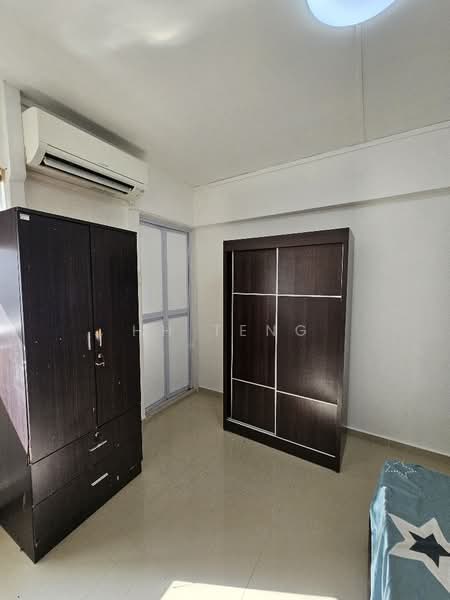 608 Ang Mo Kio Avenue 5, 608 Ang Mo Kio Avenue 5, 4 Bedrooms, 880 sqft, HDB Flat For Rent, by HH Teng, 25136411 - PropertyGuru.com.sg