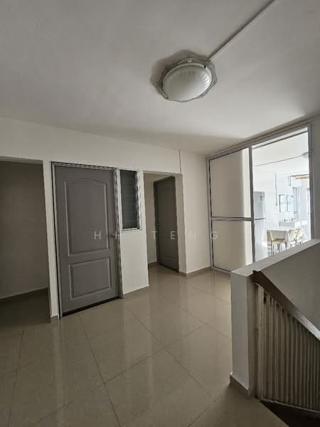 608 Ang Mo Kio Avenue 5, 608 Ang Mo Kio Avenue 5, 4 Bedrooms, 880 sqft, HDB Flat For Rent, by HH Teng, 25136411 - PropertyGuru.com.sg