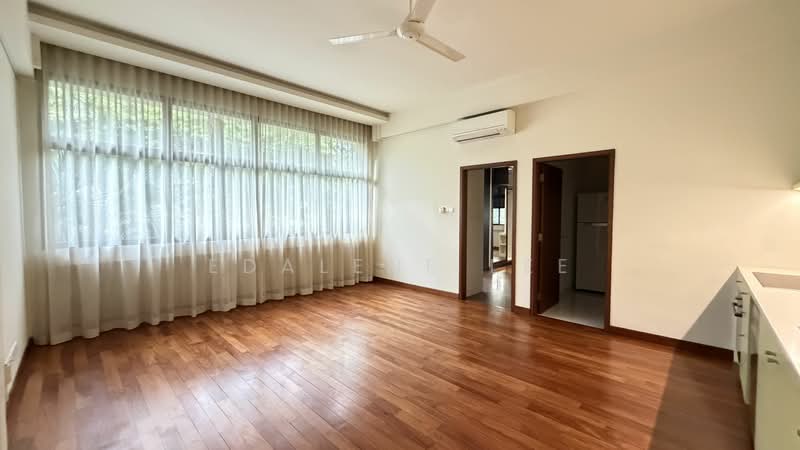 For Rent - St Martin's Apartment