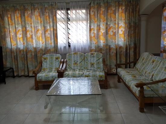 For Rent - 334 Tampines Street 32