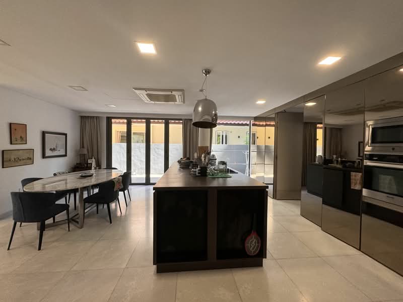 Modern Design 2 Storey West Coast Semi Detached with a swimming pool. Available Mid July 2024, West Coast Park, West Coast Crescent, Keng Ridge, 5 Bedrooms, 5,700 sqft, Semi-Detached House For Rent, by Joyce Lau, 25138458 - PropertyGuru.com.sg