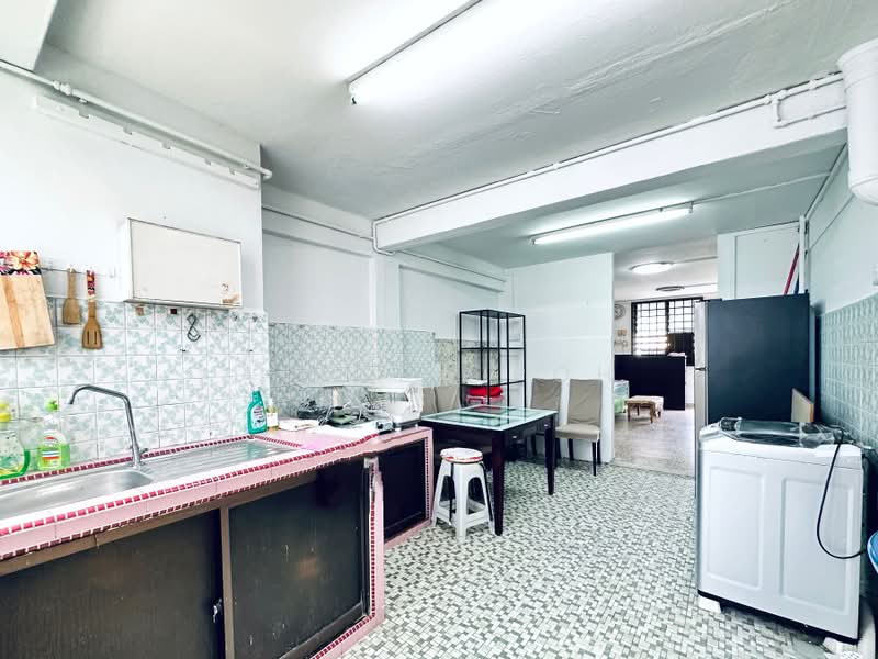 4 Lorong 7 Toa Payoh, 4 Lorong 7 Toa Payoh, 3 Bedrooms, 799 sqft, HDB Flat For Rent, by Alyssa Poh, 25138554 - PropertyGuru.com.sg