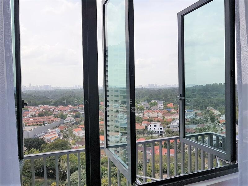Both Rooms With Panoramic City View