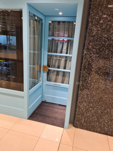 Peninsula Plaza, 111 North Bridge Road, 205 sqft, Other Retail For Sale, by Lynn Lim, 25139014 - CommercialGuru.com.sg