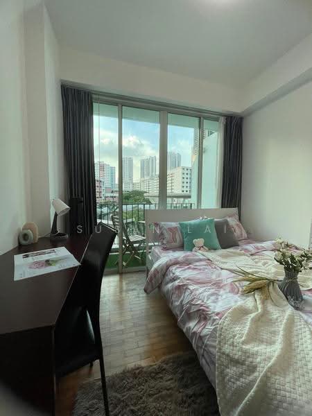 Queens, 10 Stirling Road, Alexandra / Commonwealth, Room Rental, 90 sqft, Condominium For Rent, by Susan Lai, 25139336 - Common room with balcony $1650 - PropertyGuru.com.sg