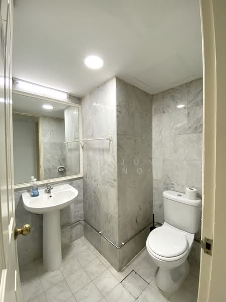 International Plaza, 10 Anson Road, 2 Bedrooms, 1,474 sqft, Apartment For Rent, by Toh Jun Chong, 25139564 - PropertyGuru.com.sg