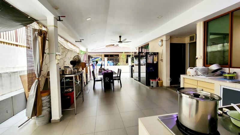 Kovan Freehold Semi-D Wide Frontage 10 Mins Walk to MRT Semi-Detached House For Sale at S$ 6,380,000 | PropertyGuru Singapore