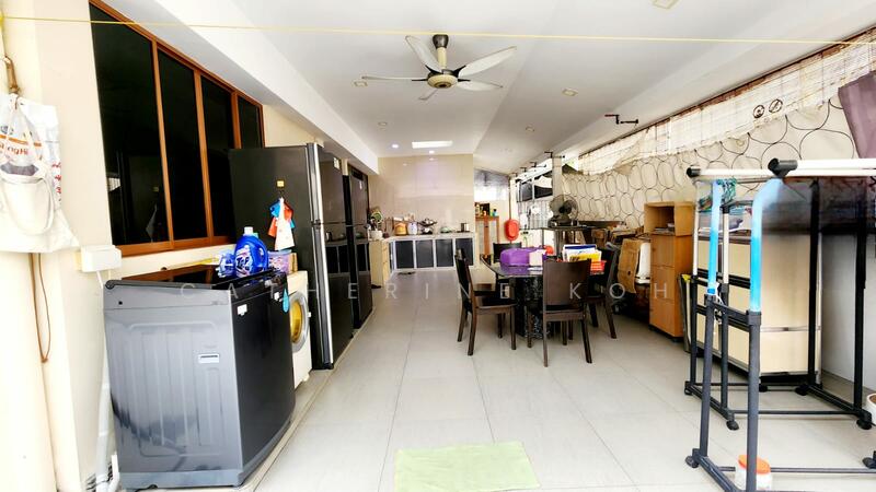 Kovan Freehold Semi-D Wide Frontage 10 Mins Walk to MRT Semi-Detached House For Sale at S$ 6,380,000 | PropertyGuru Singapore