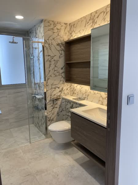 Queens Peak, 3 Dundee Road, 5 Bedrooms, 2,002 sqft, Condominium For Rent, by James Kuwe, 25140074 - PropertyGuru.com.sg