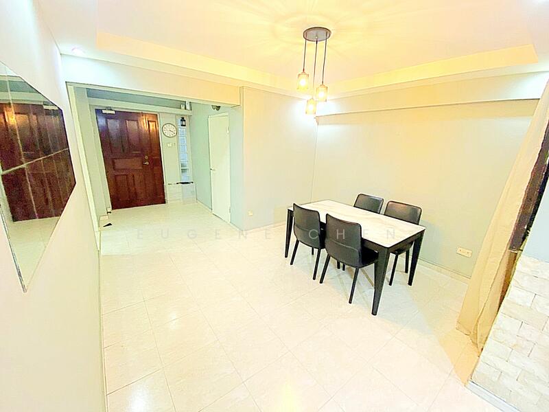 For Rent - 484 Admiralty Link